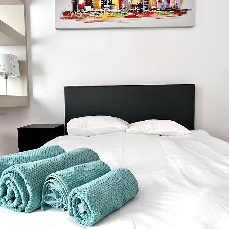 Studio Apartment Heart Of Brüksel Dış mekan fotoğraf