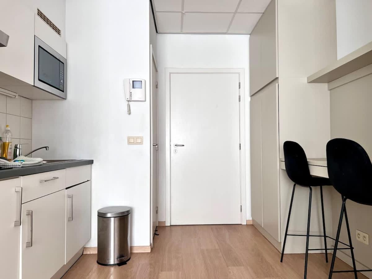 Studio Apartment Heart Of Brüksel Dış mekan fotoğraf