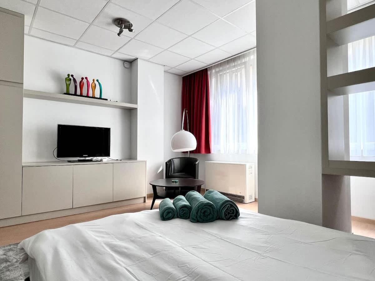 Studio Apartment Heart Of Brüksel Dış mekan fotoğraf