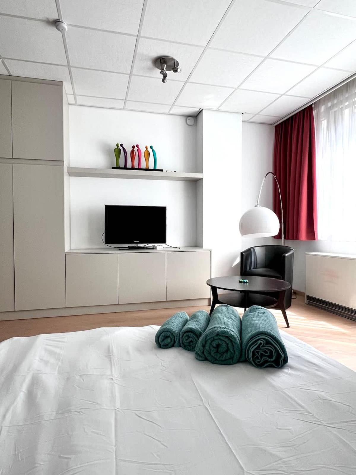 Studio Apartment Heart Of Brüksel Dış mekan fotoğraf